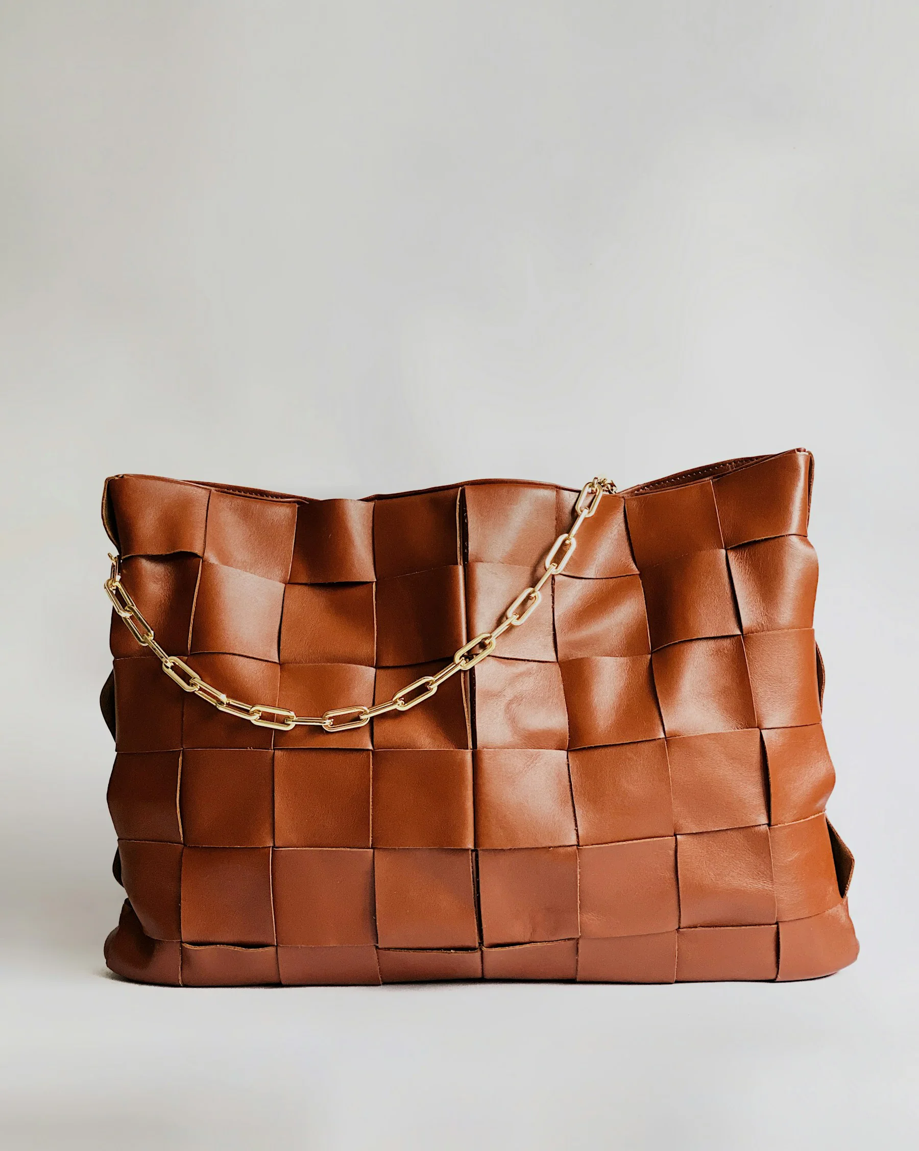 Dune Leather Bucket Bag