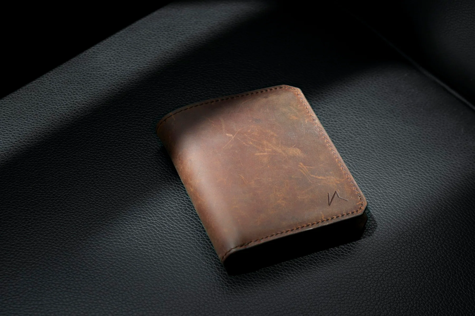 Astor Leather Travel Pouch